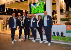 Bij Green Organics: Dusty Palyama, Lennert Krijthe, Hannah Vergunst, Ton Slootman, Wilco Remijn, Jan Groen, Ellen Walta en Perry Leemans.